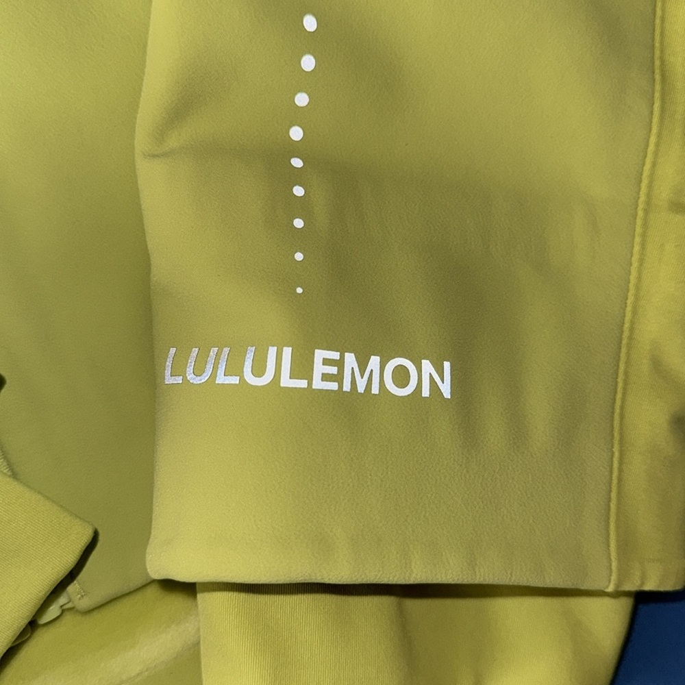 Lululemon Cross Chill Jacket *RepelShell in Wasabi Green Sz 14! - Picture 8 of 12